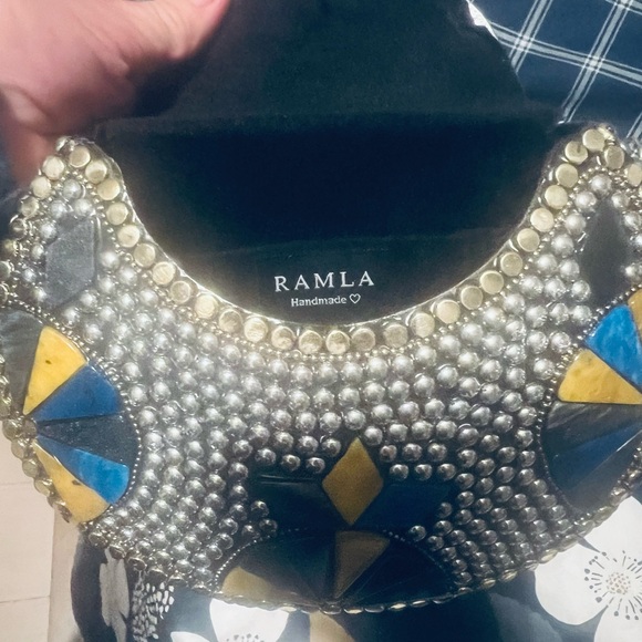 RAMLA handbag Handmade - Picture 5 of 7